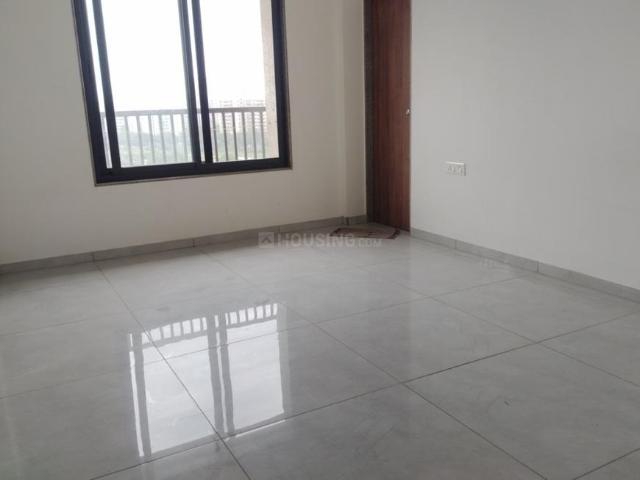3 BHK Apartment in Gota for rent Ahmedabad. The reference number is 21048964
