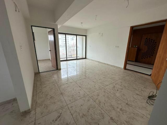 3 BHK Apartment in Gota for rent Ahmedabad. The reference number is 21059232