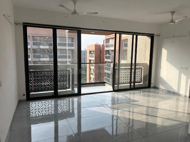 3 BHK Apartment in Gota for rent Ahmedabad. The reference number is 21072014