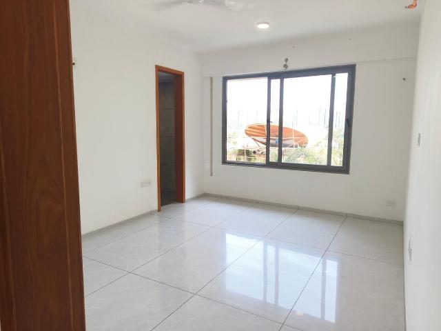 3 BHK Apartment in Gota for rent Ahmedabad. The reference number is 21315634