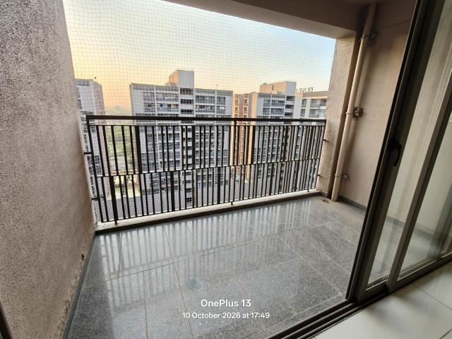 3 BHK Apartment in Gota for rent Ahmedabad. The reference number is 21316969