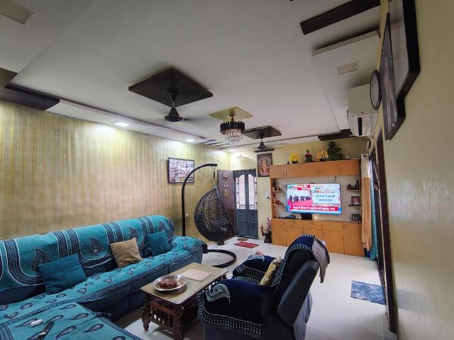 3 BHK Apartment in Gota for resale Ahmedabad. The reference number is 21130814