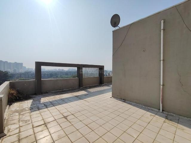 3 BHK Apartment in Gotri for resale Vadodara. The reference number is 15954104