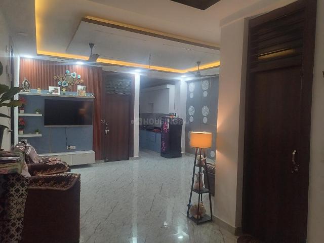 3 BHK Apartment in Govindpuram for rent Ghaziabad. The reference number is 21018646