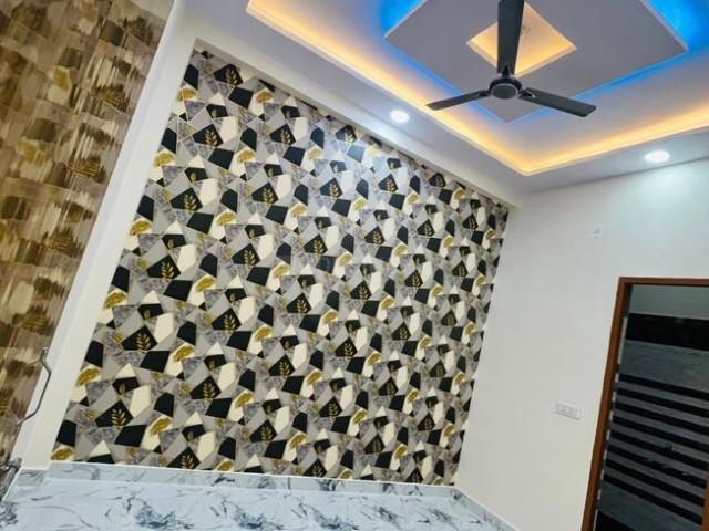 3 BHK Apartment in Govindpuram for resale Ghaziabad. The reference number is 19855137