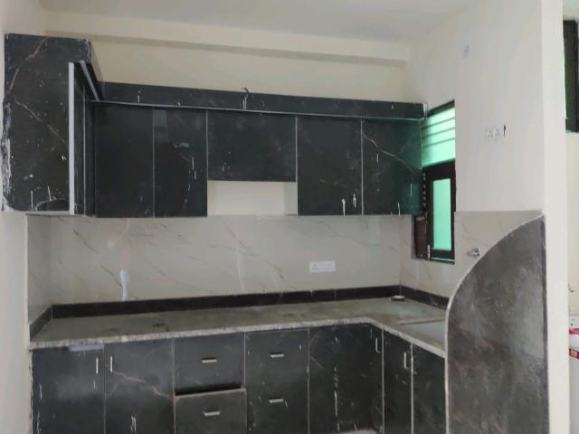3 BHK Apartment in Govindpuram for resale Ghaziabad. The reference number is 19978525