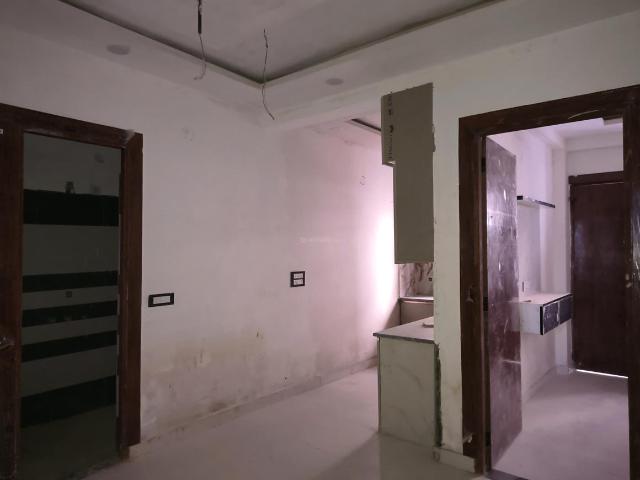 3 BHK Apartment in Govindpuram for resale Ghaziabad. The reference number is 21128201