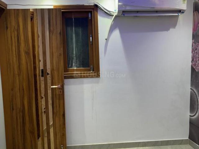 3 BHK Apartment in Govindpuri for rent New Delhi. The reference number is 20590844