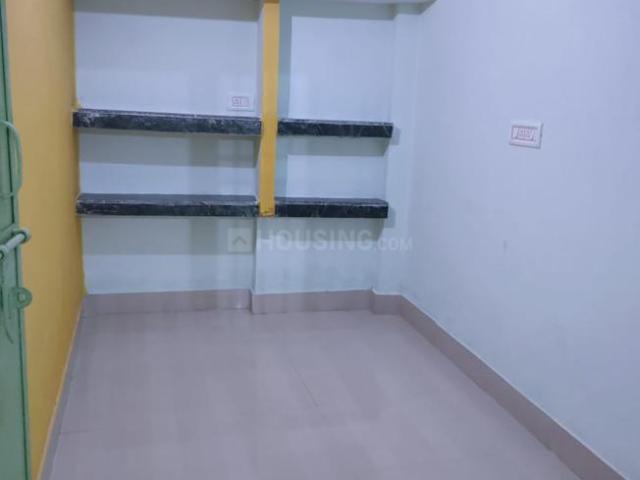 3 BHK Apartment in Gola Road for rent Patna. The reference number is 18506459