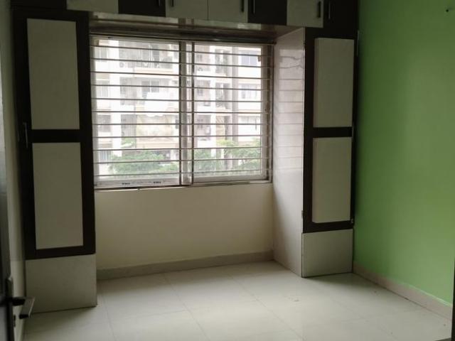 3 BHK Apartment in Gola Road for rent Patna. The reference number is 21068157