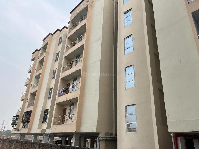 3 BHK Apartment in Gola Road for resale Patna. The reference number is 19136388