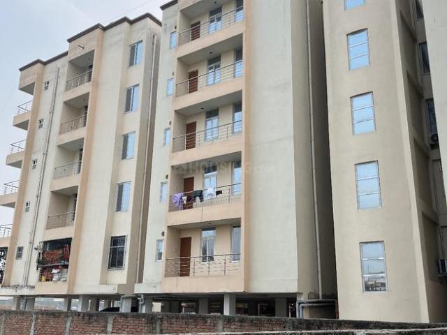 3 BHK Apartment in Gola Road for resale Patna. The reference number is 19209232