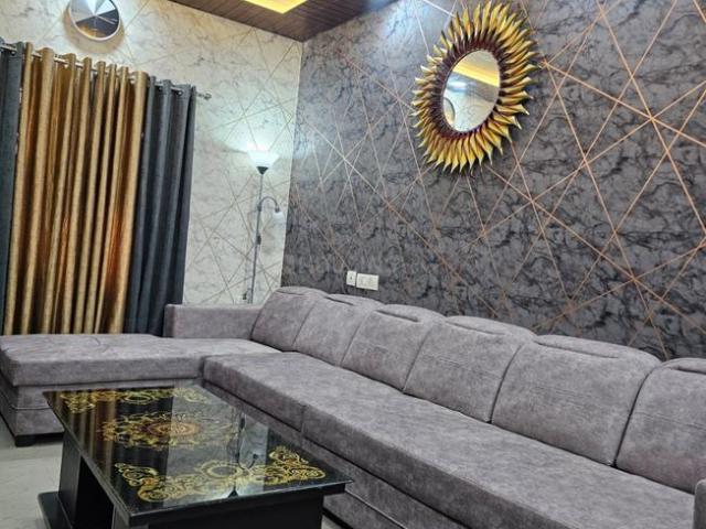 3 BHK Apartment in Gomti Nagar Extension for rent Lucknow. The reference number is 20729212
