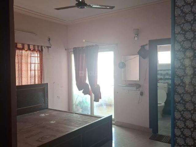 3 BHK Apartment in Gomti Nagar for rent Lucknow. The reference number is 21235251