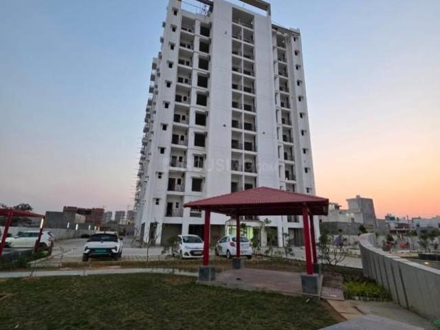 3 BHK Apartment in Gomti Nagar for resale Lucknow. The reference number is 20615006