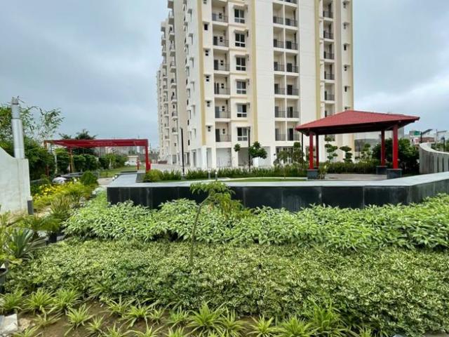 3 BHK Apartment in Gomti Nagar for resale Lucknow. The reference number is 20615533