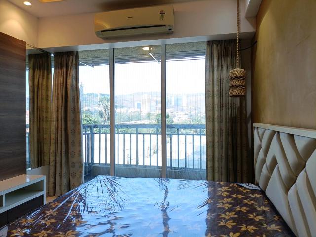 3 BHK Apartment in Goregaon East for rent Mumbai. The reference number is 20176412