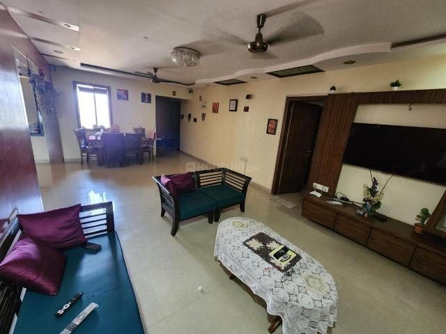 3 BHK Apartment in Goregaon East for resale Mumbai. The reference number is 20568675