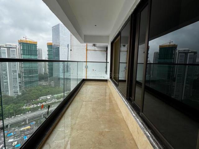 3 BHK Apartment in Goregaon East for resale Mumbai. The reference number is 20961567