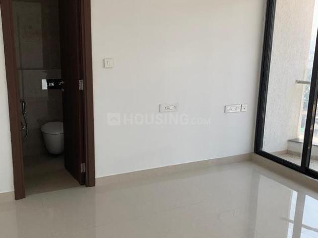 3 BHK Apartment in Goregaon West for rent Mumbai. The reference number is 19018132