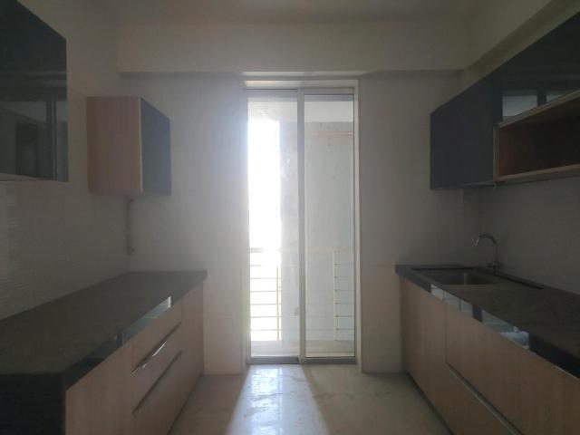 3 BHK Apartment in Goregaon West for rent Mumbai. The reference number is 19064076