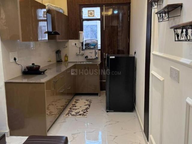 3 BHK Apartment in Gazipur for rent Zirakpur. The reference number is 19831367