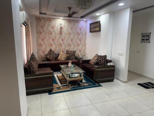 3 BHK Apartment in Gazipur for rent Zirakpur. The reference number is 20657942