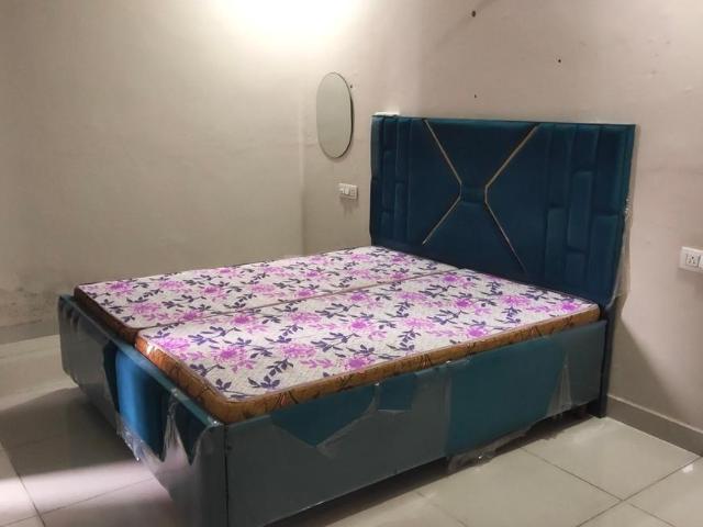 3 BHK Apartment in Gazipur for rent Zirakpur. The reference number is 20758729