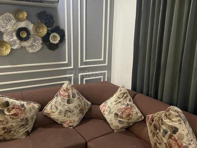 3 BHK Apartment in Gazipur for rent Zirakpur. The reference number is 20831789