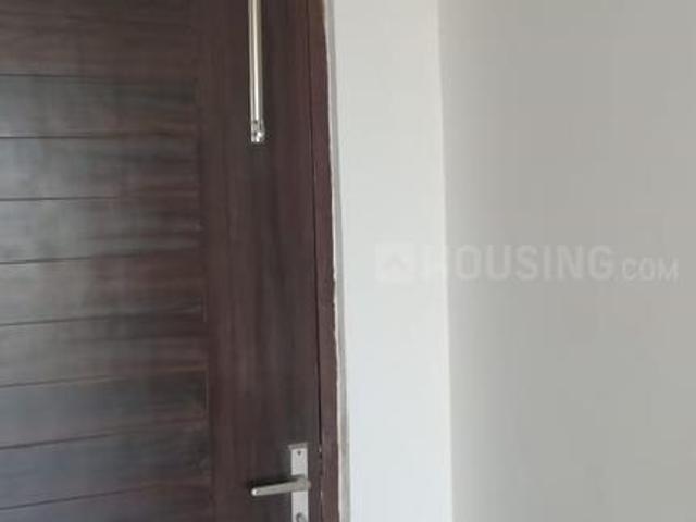 3 BHK Apartment in Gazipur for rent Zirakpur. The reference number is 20901619