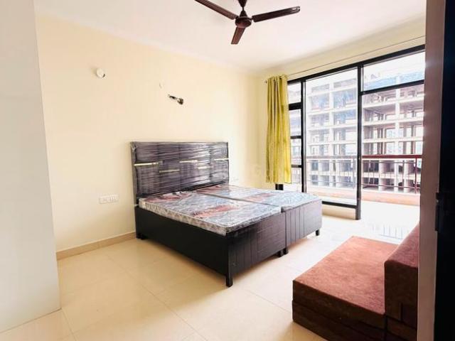 3 BHK Apartment in Gazipur for rent Zirakpur. The reference number is 21066026