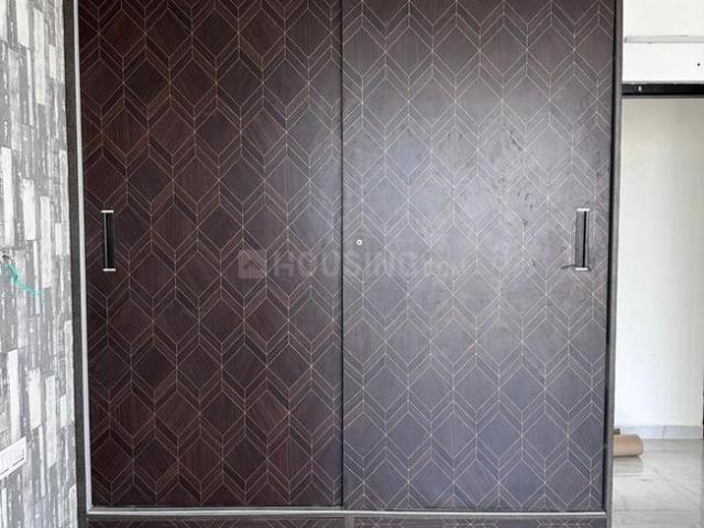 3 BHK Apartment in Gazipur for resale Zirakpur. The reference number is 18702377
