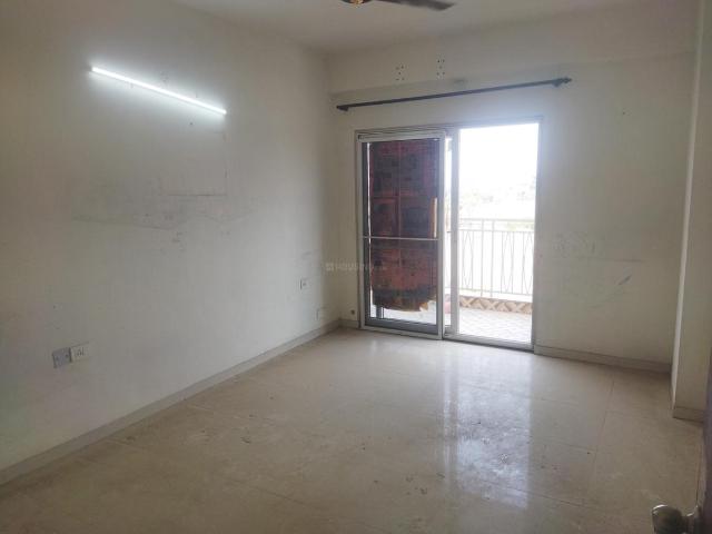 3 BHK Apartment in Gagan Vihar for rent Ghaziabad. The reference number is 16077247