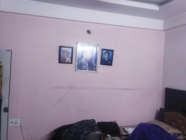 3 BHK Apartment in Gagan Vihar for rent Ghaziabad. The reference number is 17144407