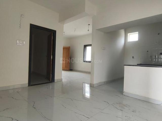 3 BHK Apartment in Gajularamaram for resale Hyderabad. The reference number is 20406103