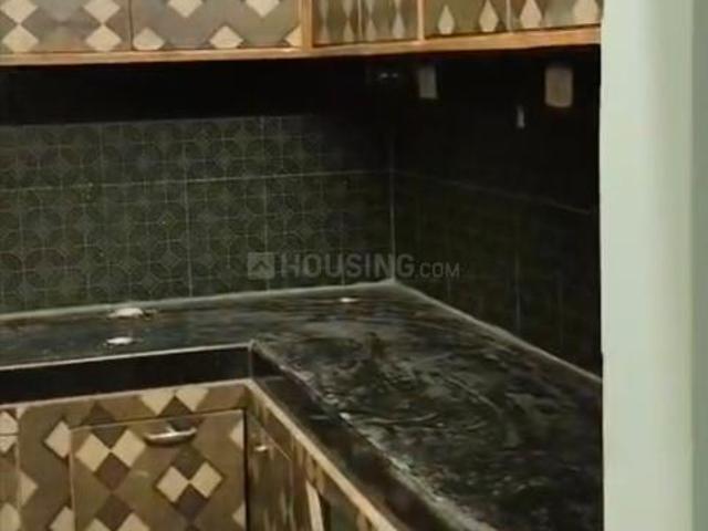 3 BHK Apartment in Gandhi Nagar for resale Nalgonda. The reference number is 19594052