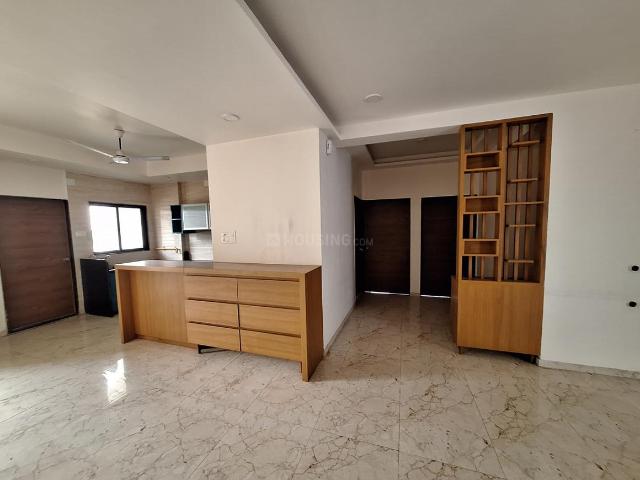 3 BHK Apartment in Ganesh Colony for rent Anand. The reference number is 21130415