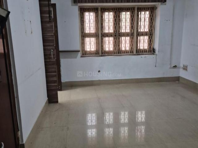3 BHK Apartment in Gariahat for rent Kolkata. The reference number is 20698805