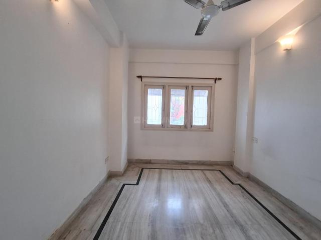 3 BHK Apartment in Gariahat for rent Kolkata. The reference number is 20722168
