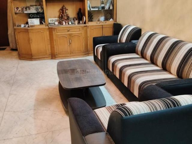 3 BHK Apartment in Gariahat for rent Kolkata. The reference number is 21061289