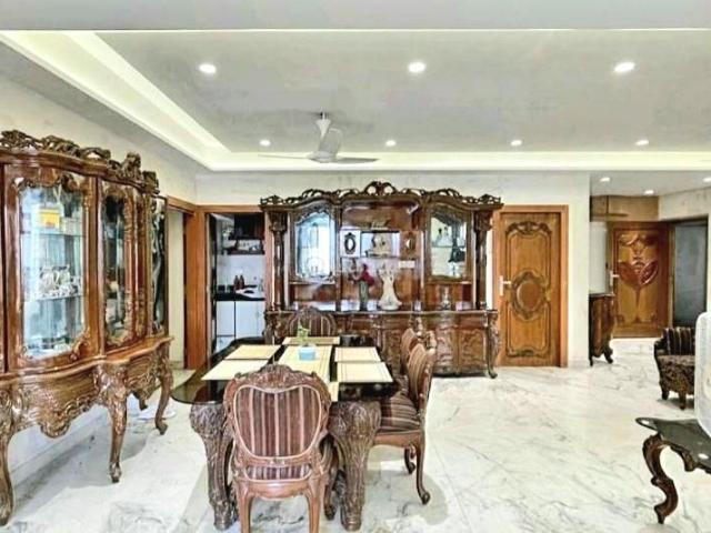 3 BHK Apartment in Gariahat for resale Kolkata. The reference number is 19549739