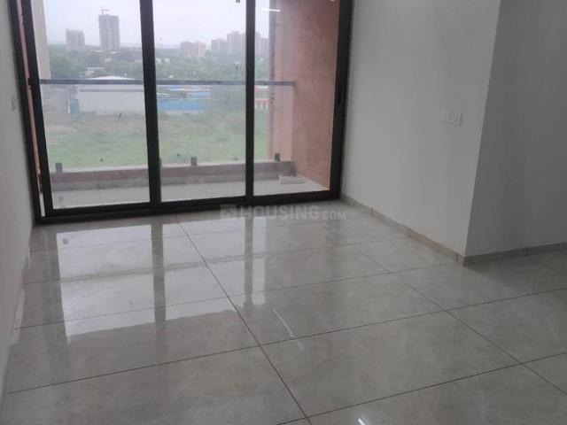 3 BHK Apartment in Ghuma for rent Ahmedabad. The reference number is 19725555