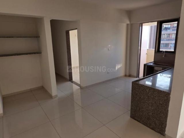 3 BHK Apartment in Ghuma for rent Ahmedabad. The reference number is 19913942