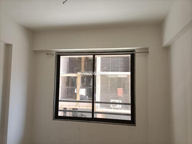 3 BHK Apartment in Ghuma for rent Ahmedabad. The reference number is 19947874