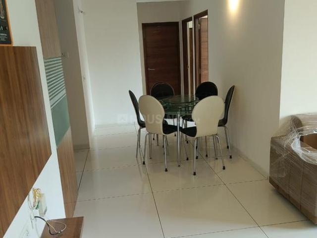 3 BHK Apartment in Ghuma for rent Ahmedabad. The reference number is 20420115