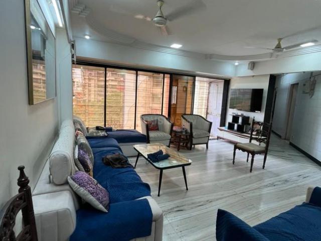 3 BHK Apartment in Ghatkopar East for rent Mumbai. The reference number is 20575068