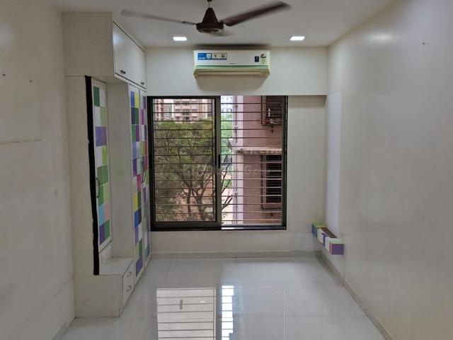 3 BHK Apartment in Ghatkopar East for rent Mumbai. The reference number is 21001704