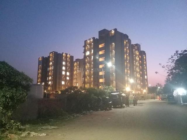 3 BHK Apartment in Ghodasar for rent Ahmedabad. The reference number is 19549264