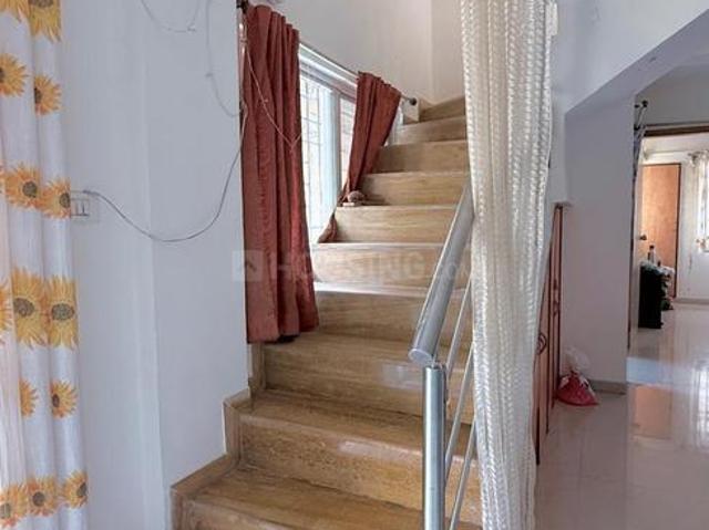 3 BHK Apartment in Ghorpadi for rent Pune. The reference number is 21363000