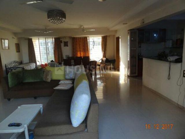 3 BHK Apartment in Ghorpadi for resale Pune. The reference number is 21190631